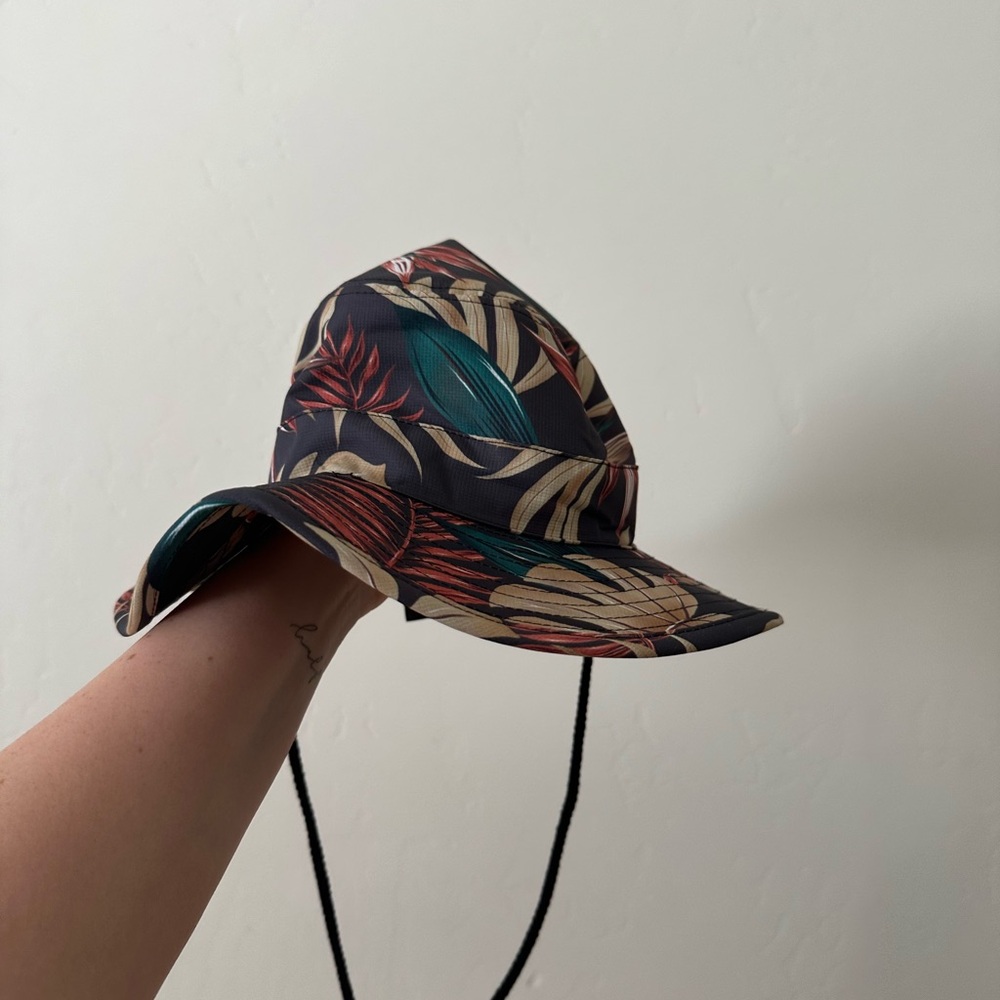 Hurley bucket hat, Hawaiian print